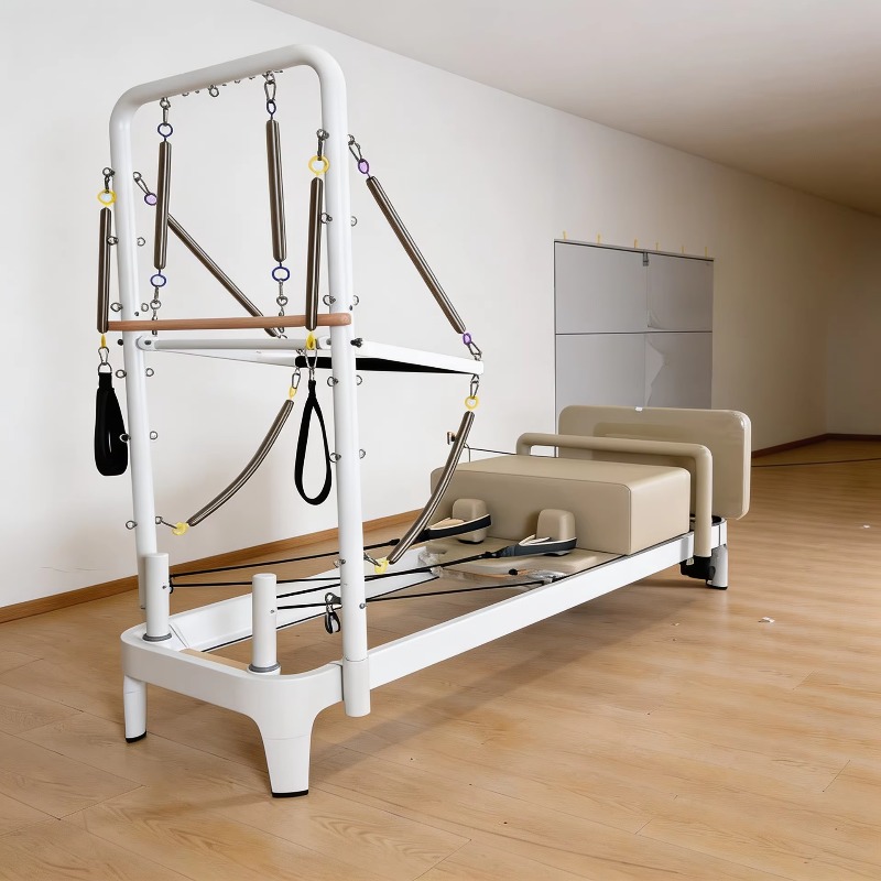 Biały Reformer Pilates do tren – Pilates Yoga Loft recenzja i cena